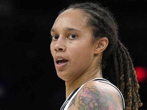 brittney griner shoe size|Brittney Griner Height, Weight, Wingspan, Shoe Size, Position,。